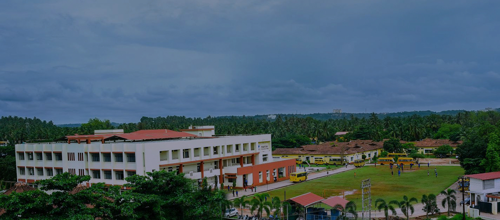 Campus Banner